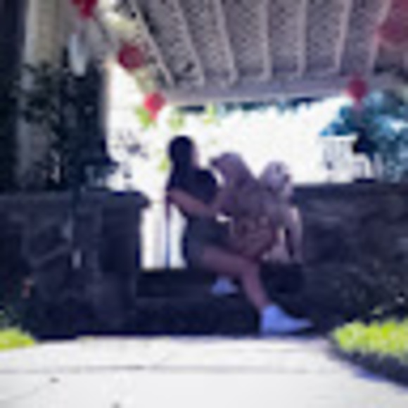 Meet your Posher, Kate - Picture 1 of 1